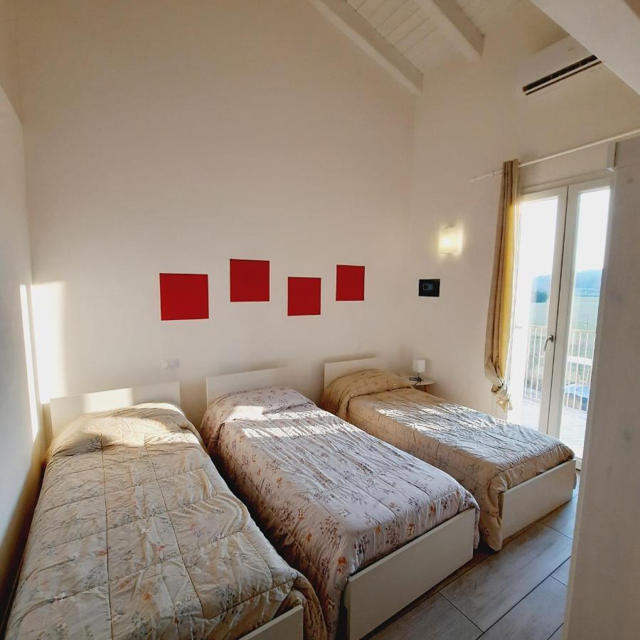 Villaggio Esmera 데센자노델가르다 외부 사진
