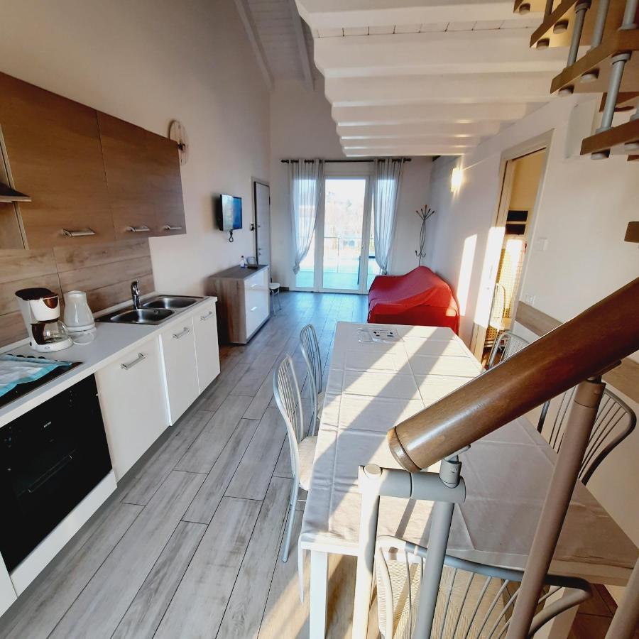 Villaggio Esmera 데센자노델가르다 외부 사진