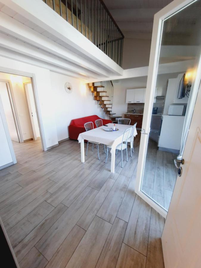 Villaggio Esmera 데센자노델가르다 외부 사진
