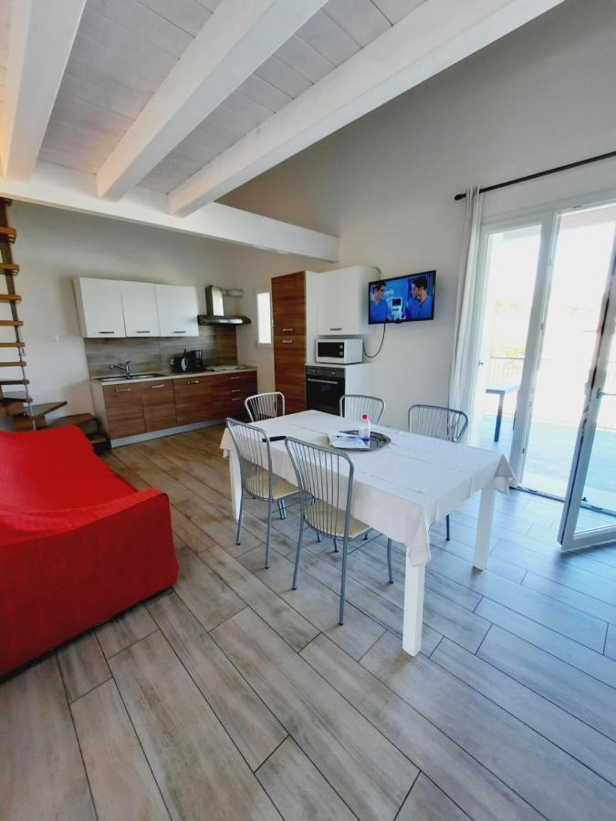 Villaggio Esmera 데센자노델가르다 외부 사진