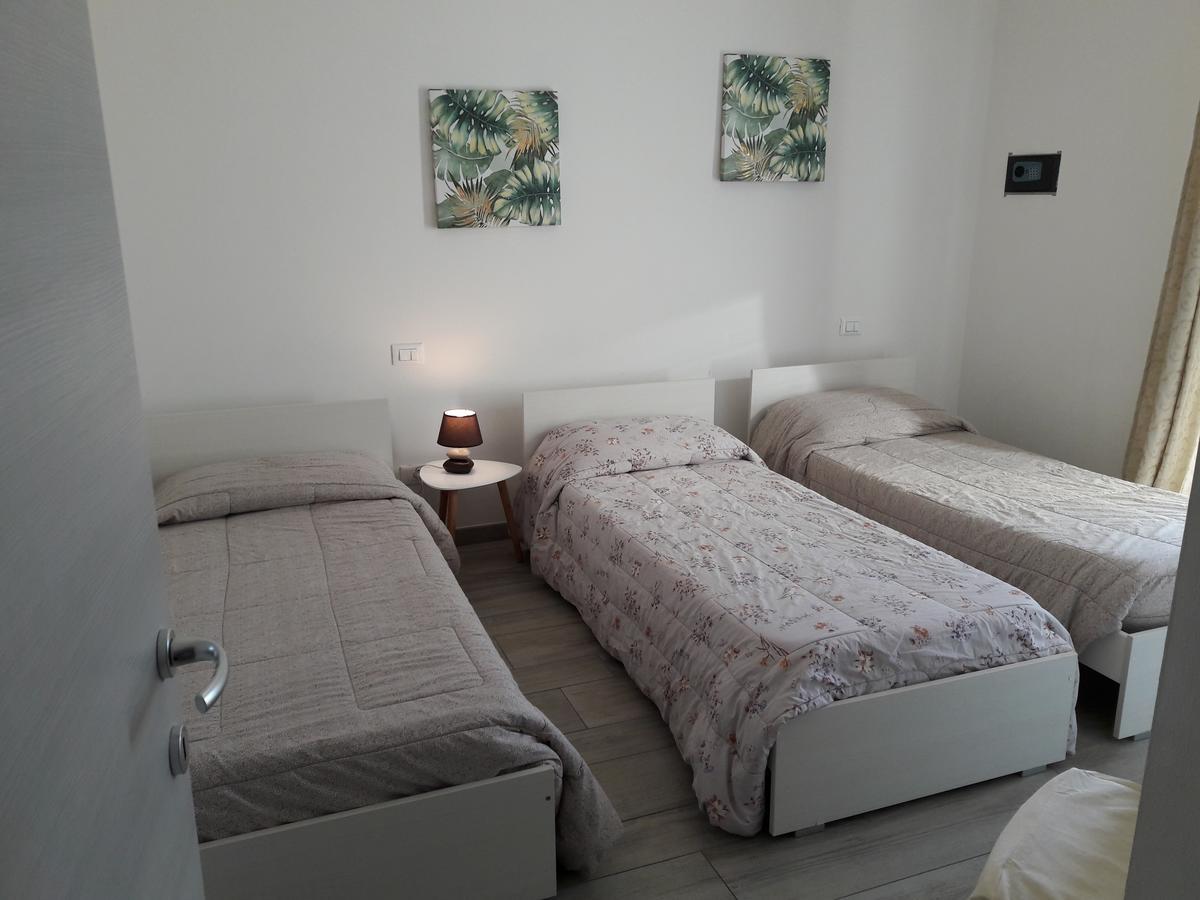 Villaggio Esmera 데센자노델가르다 외부 사진