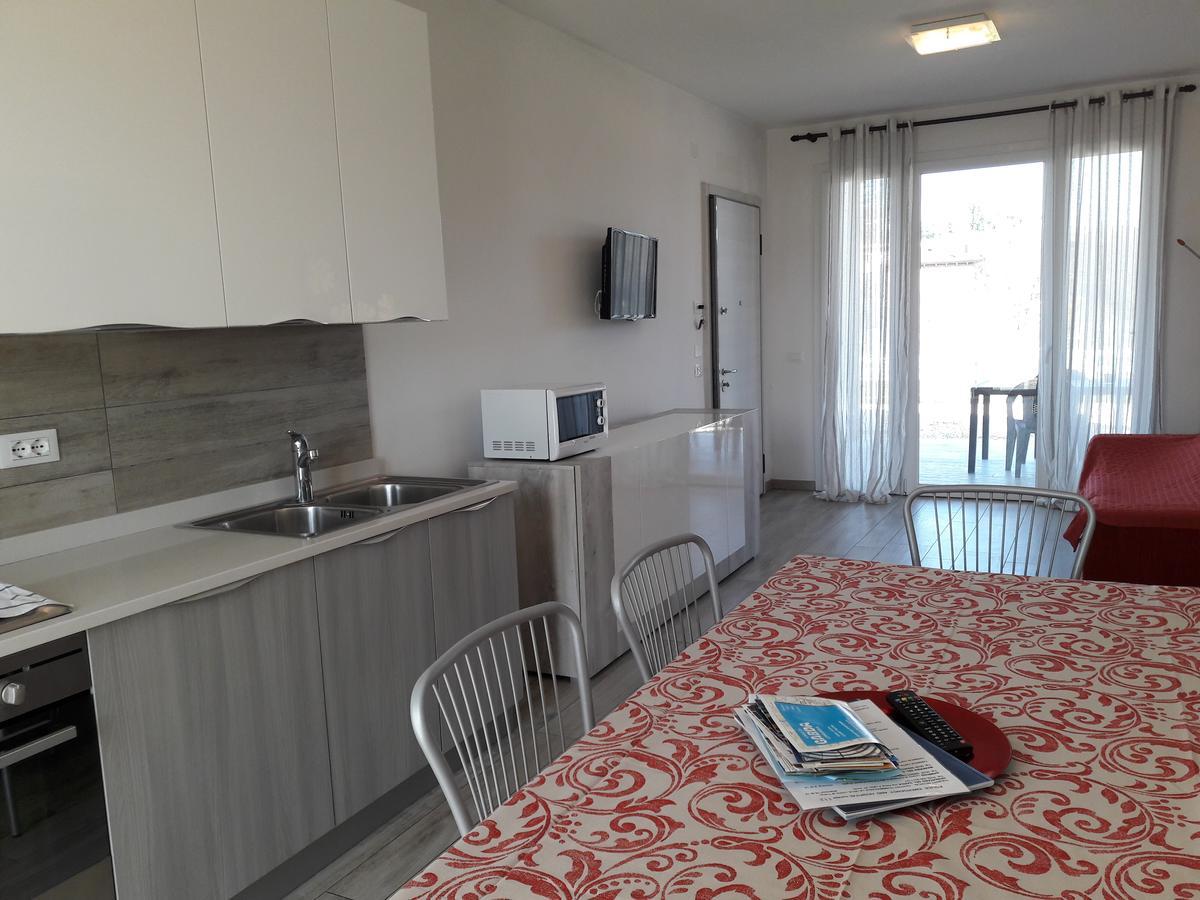 Villaggio Esmera 데센자노델가르다 외부 사진