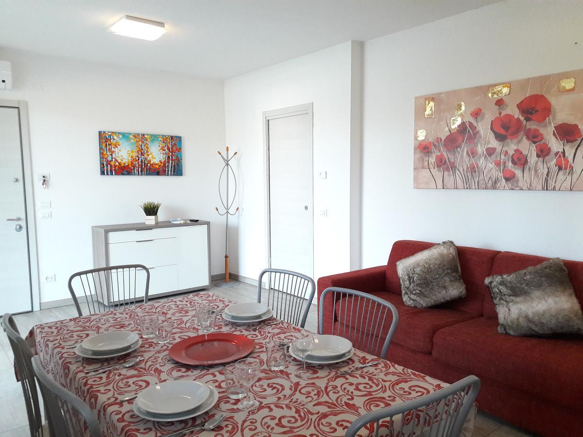 Villaggio Esmera 데센자노델가르다 외부 사진